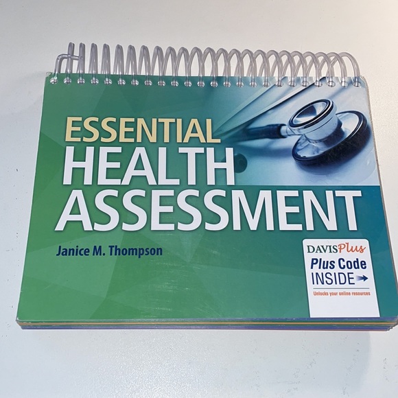 Nursing health assessment textbooks - Picture 2 of 5